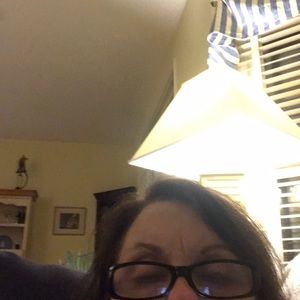 Meet your Posher, Carolyn